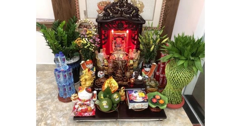 Ý nghĩa tâm linh của việc trang trí bàn thờ Ông Địa Thần Tài