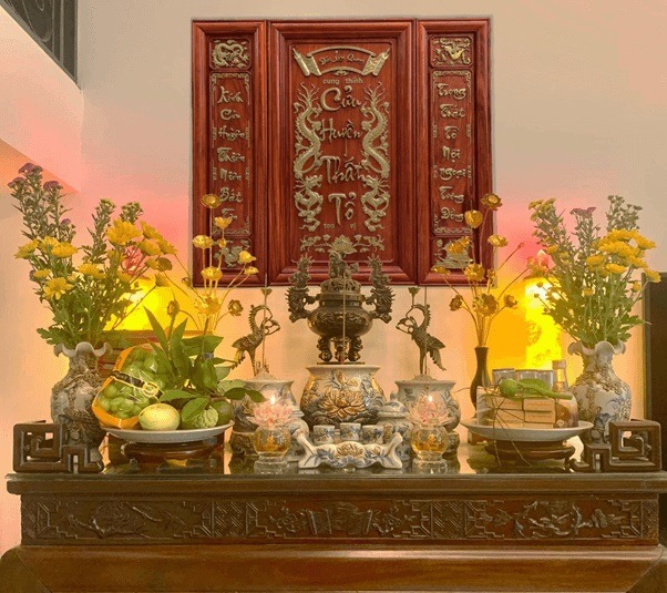 Bàn thờ cửu huyền là gì